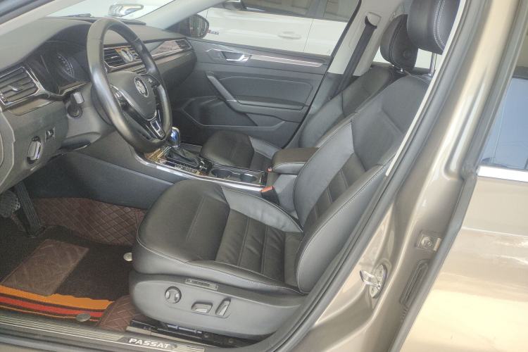 Used Volkswagen Passat 2017 330TSI DSG Prestige Edition Left Front Seat