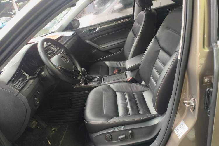Used Volkswagen Passat 2017 330TSI DSG Prestige Edition Left Front Seat