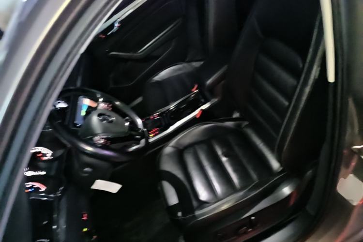 Used Volkswagen Passat 2017 330TSI DSG Luxury Edition Left Front Seat
