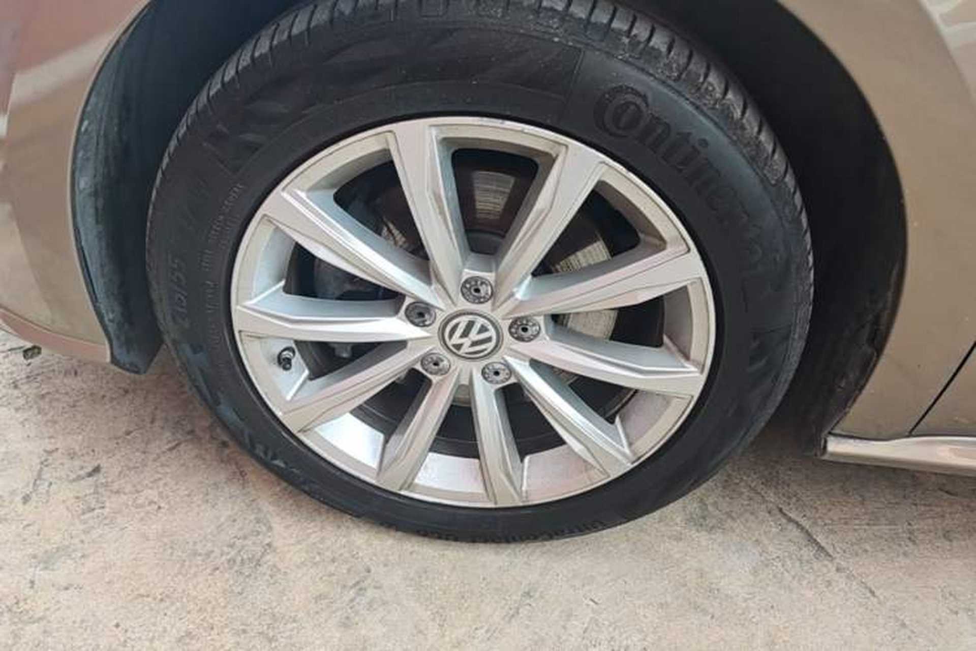Used Volkswagen Passat 2017 330TSI DSG Luxury Edition Left Front Wheel Hub