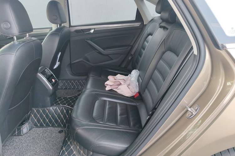 Used Volkswagen Passat 2017 330TSI DSG Luxury Edition Left Rear Seat