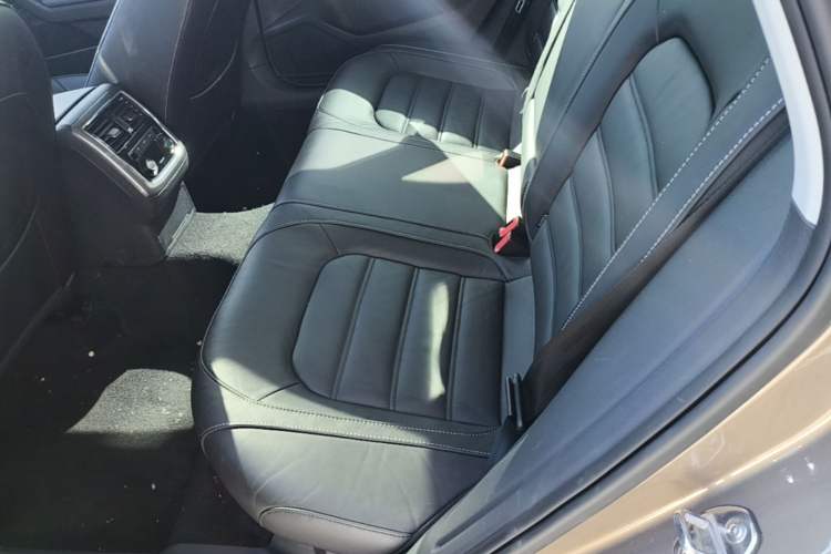 Used Volkswagen Passat 2017 330TSI DSG Luxury Edition Left Rear Seat