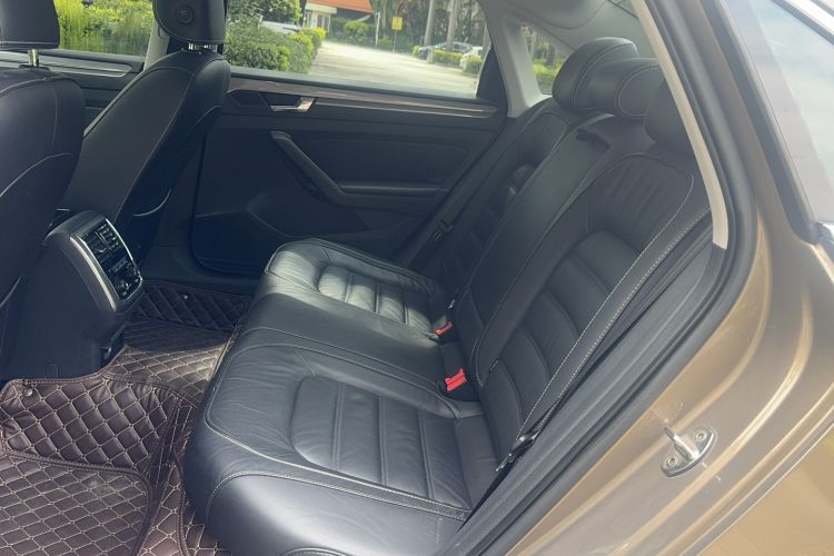 Used Volkswagen Passat 2017 280TSI DSG Luxury Edition Left Rear Seat