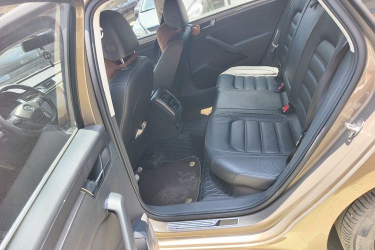 Used Volkswagen Passat 2017 330TSI DSG Luxury Edition Left Rear Seat