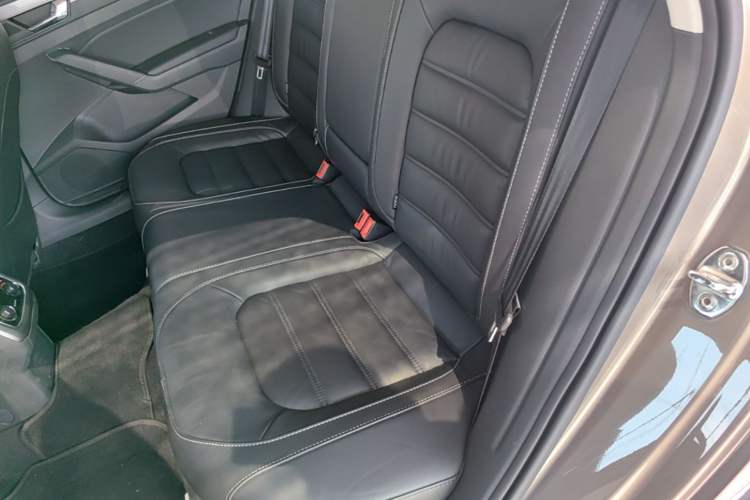 Used Volkswagen Passat 2017 330TSI DSG Luxury Edition Left Rear Seat