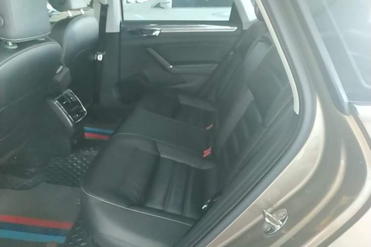 Used Volkswagen Passat 2017 330TSI DSG Prestige Edition Left Rear Seat