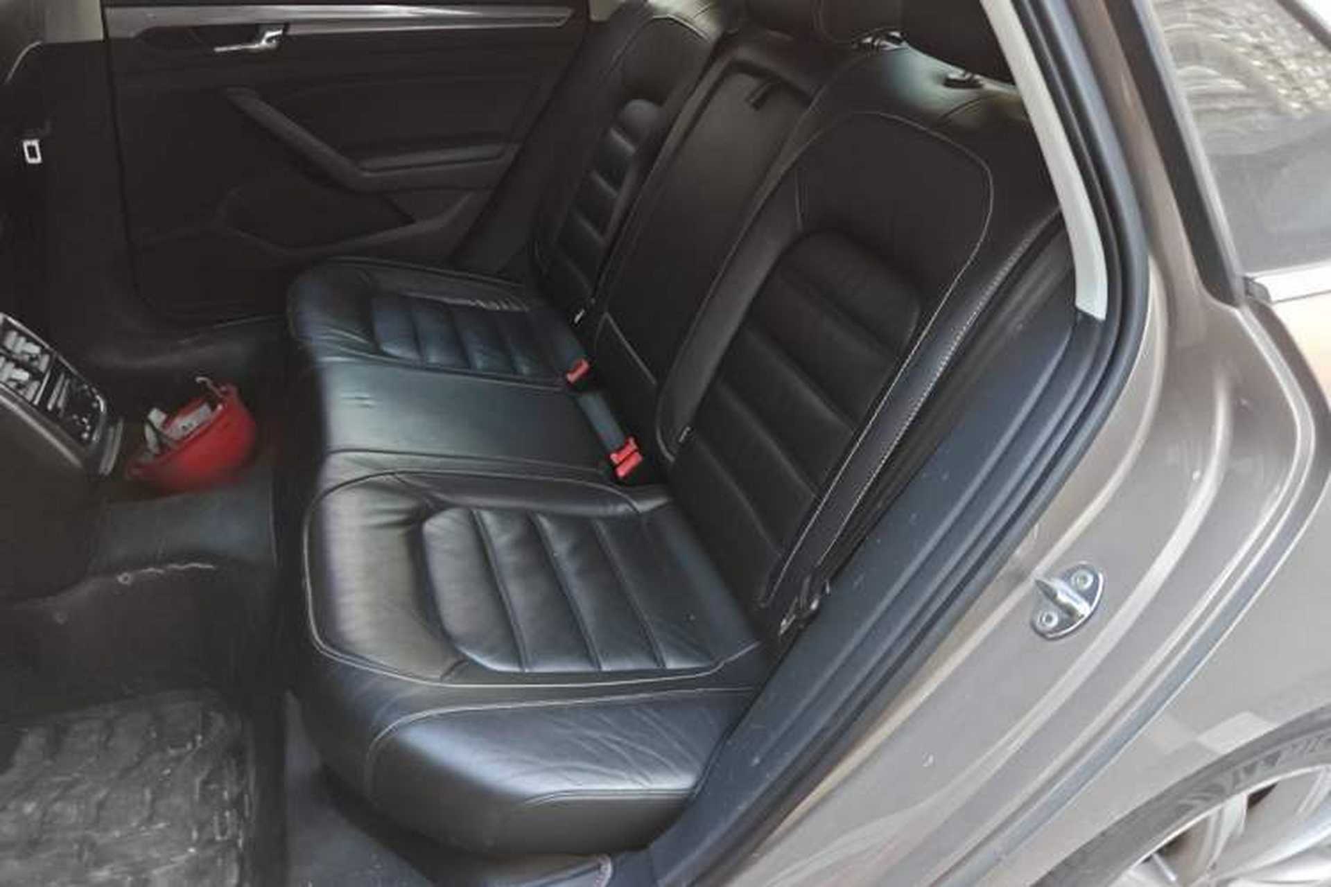 Used Volkswagen Passat 2017 330TSI DSG Luxury Edition Left Rear Seat