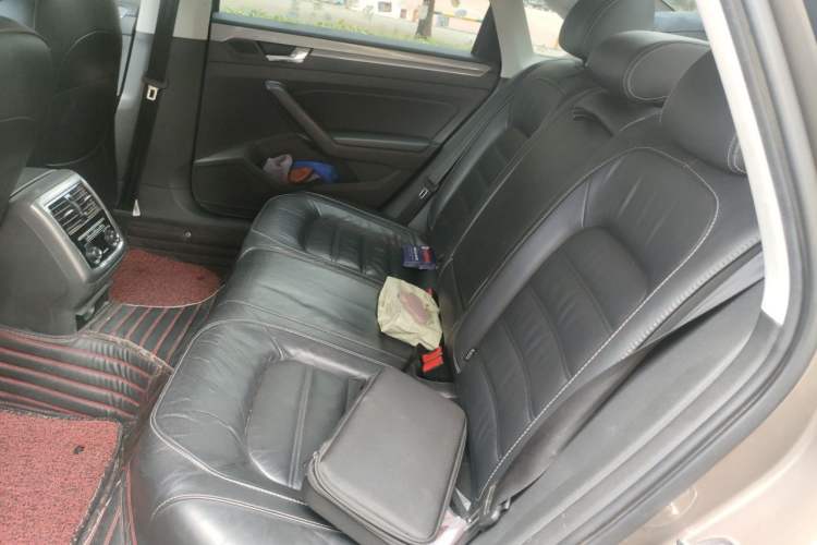Used Volkswagen Passat 2017 330TSI DSG Luxury Edition Left Rear Seat