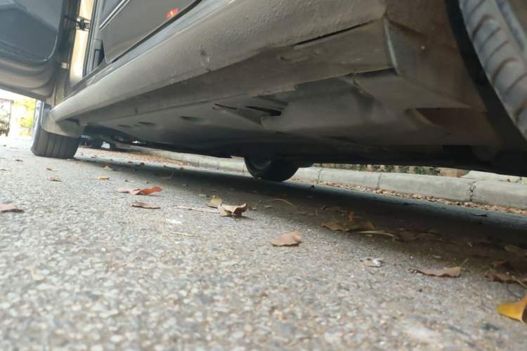 Used Volkswagen Passat 2017 280TSI DSG Luxury Edition Left Side Sill