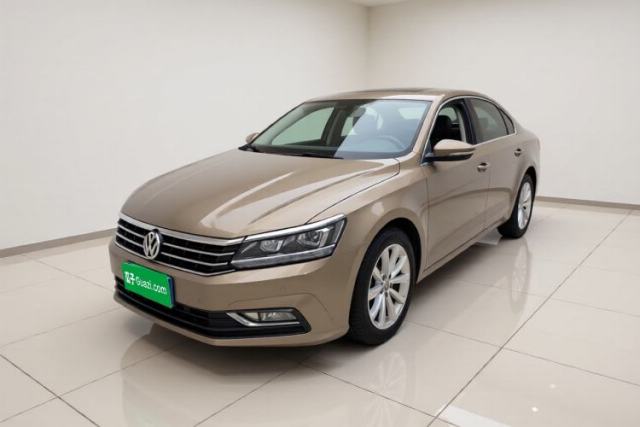 Volkswagen Passat 2017 330TSI DSG Luxury Edition с пробегом