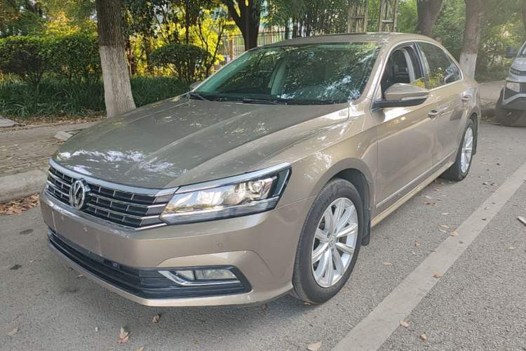 Used Volkswagen Passat 2017 280TSI DSG Luxury Edition Guazi used car, China used car export, Used car for sale, Used  cars, Cheapest cars for sale