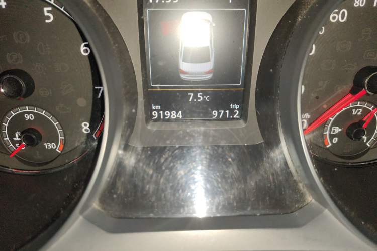 Used Volkswagen Passat 2017 330TSI DSG Prestige Edition Odometer Close Up
