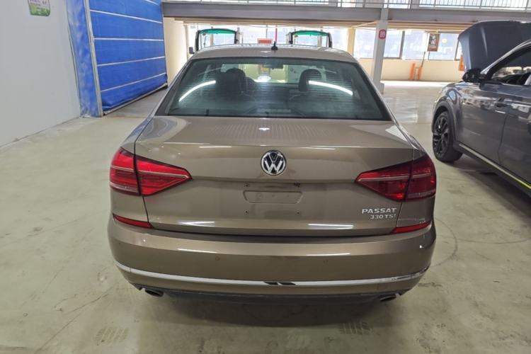 Used Volkswagen Passat 2017 330TSI DSG Luxury Edition Rear