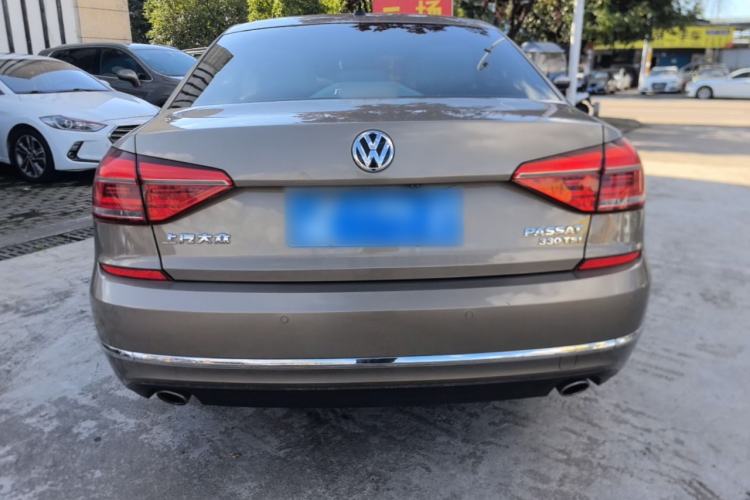 Used Volkswagen Passat 2017 330TSI DSG Luxury Edition Rear