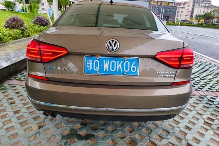 Used Volkswagen Passat 2017 280TSI DSG Luxury Edition Rear
