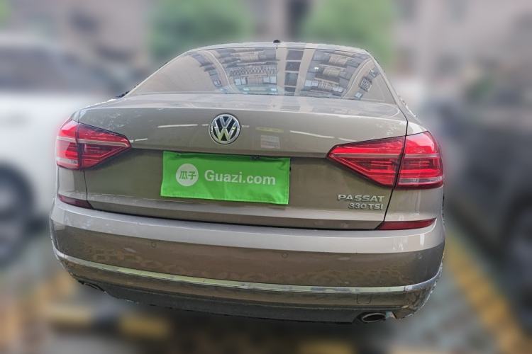 Used Volkswagen Passat 2017 330TSI DSG Luxury Edition Rear