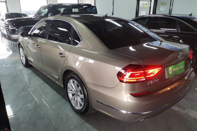 Used Volkswagen Passat 2017 330TSI DSG Luxury Edition Rear Left 45 Deg