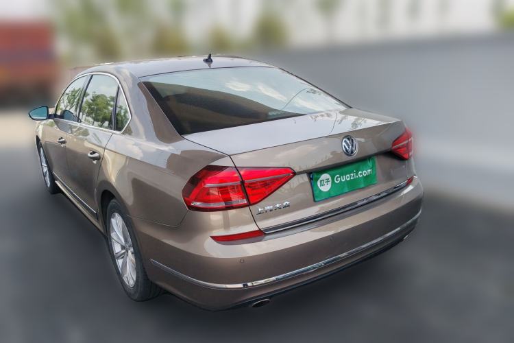 Used Volkswagen Passat 2017 330TSI DSG Luxury Edition Rear Left 45 Deg