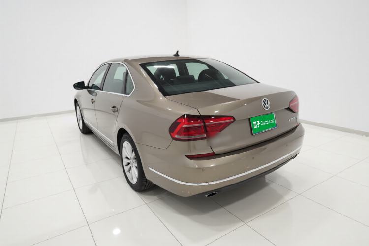 Used Volkswagen Passat 2017 330TSI DSG Luxury Edition Rear Left 45 Deg