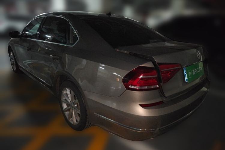 Used Volkswagen Passat 2017 280TSI DSG Luxury Edition Rear Left 45 Deg