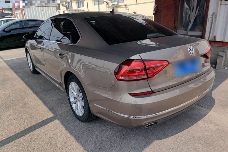 Used Volkswagen Passat 2017 330TSI DSG Luxury Edition Rear Left 45 Deg