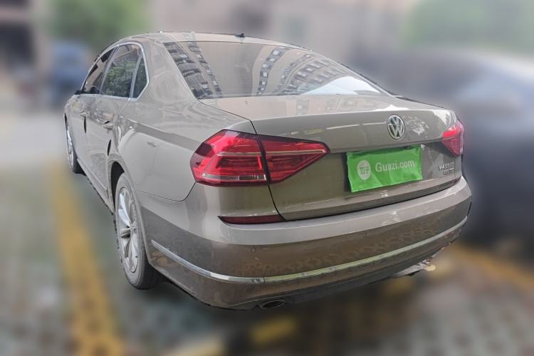 Used Volkswagen Passat 2017 330TSI DSG Luxury Edition Rear Left 45 Deg