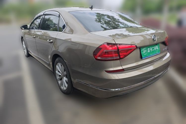 Used Volkswagen Passat 2017 280TSI DSG Luxury Edition Rear Left 45 Deg