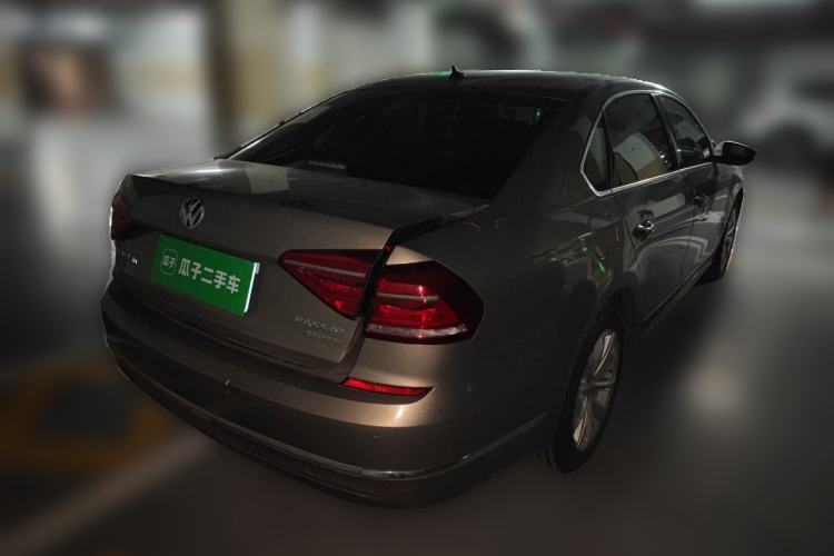 Used Volkswagen Passat 2017 280TSI DSG Luxury Edition Rear Right 45 Deg