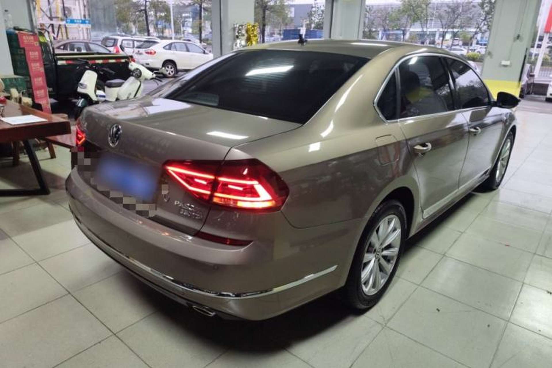 Used Volkswagen Passat 2017 330TSI DSG Luxury Edition Rear Right 45 Deg