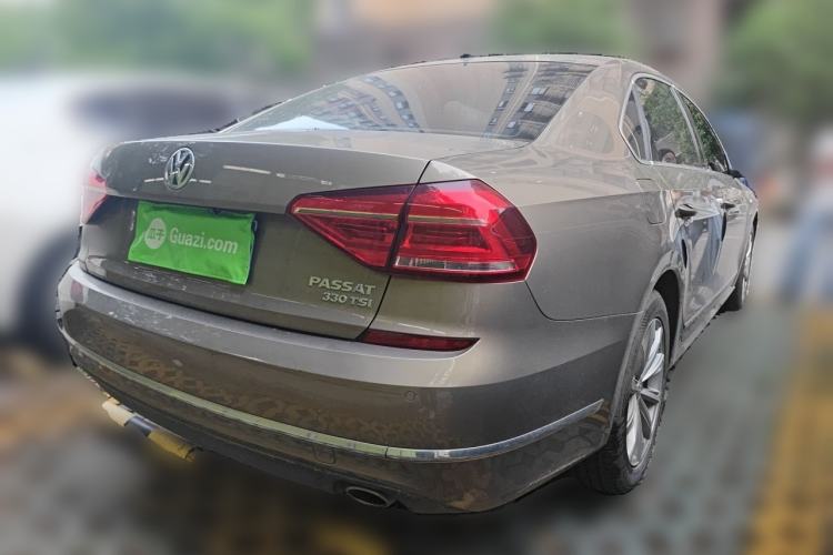 Used Volkswagen Passat 2017 330TSI DSG Luxury Edition Rear Right 45 Deg