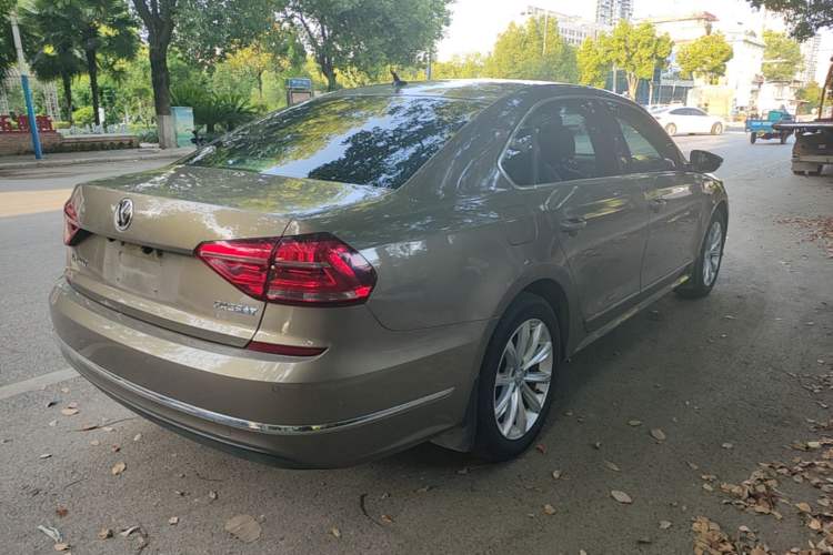 Used Volkswagen Passat 2017 280TSI DSG Luxury Edition Rear Right 45 Deg
