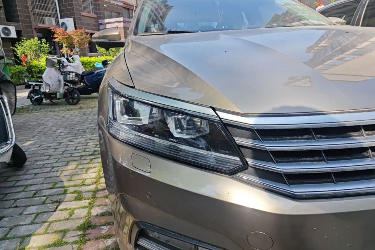 Used Volkswagen Passat 2017 330TSI DSG Prestige Edition Right Front Headlight