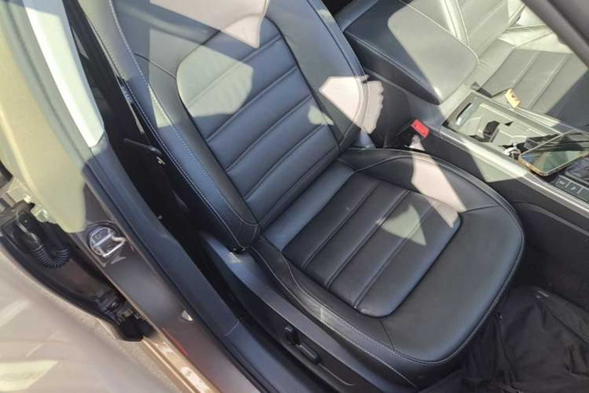 Used Volkswagen Passat 2017 330TSI DSG Luxury Edition Right Front Seat