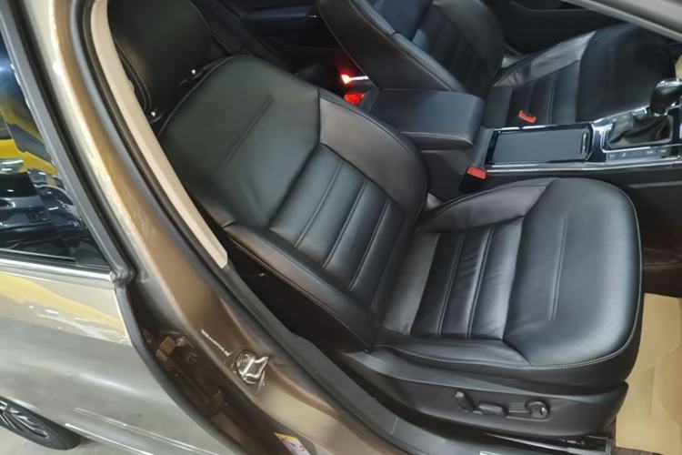 Used Volkswagen Passat 2017 330TSI DSG Prestige Edition Right Front Seat