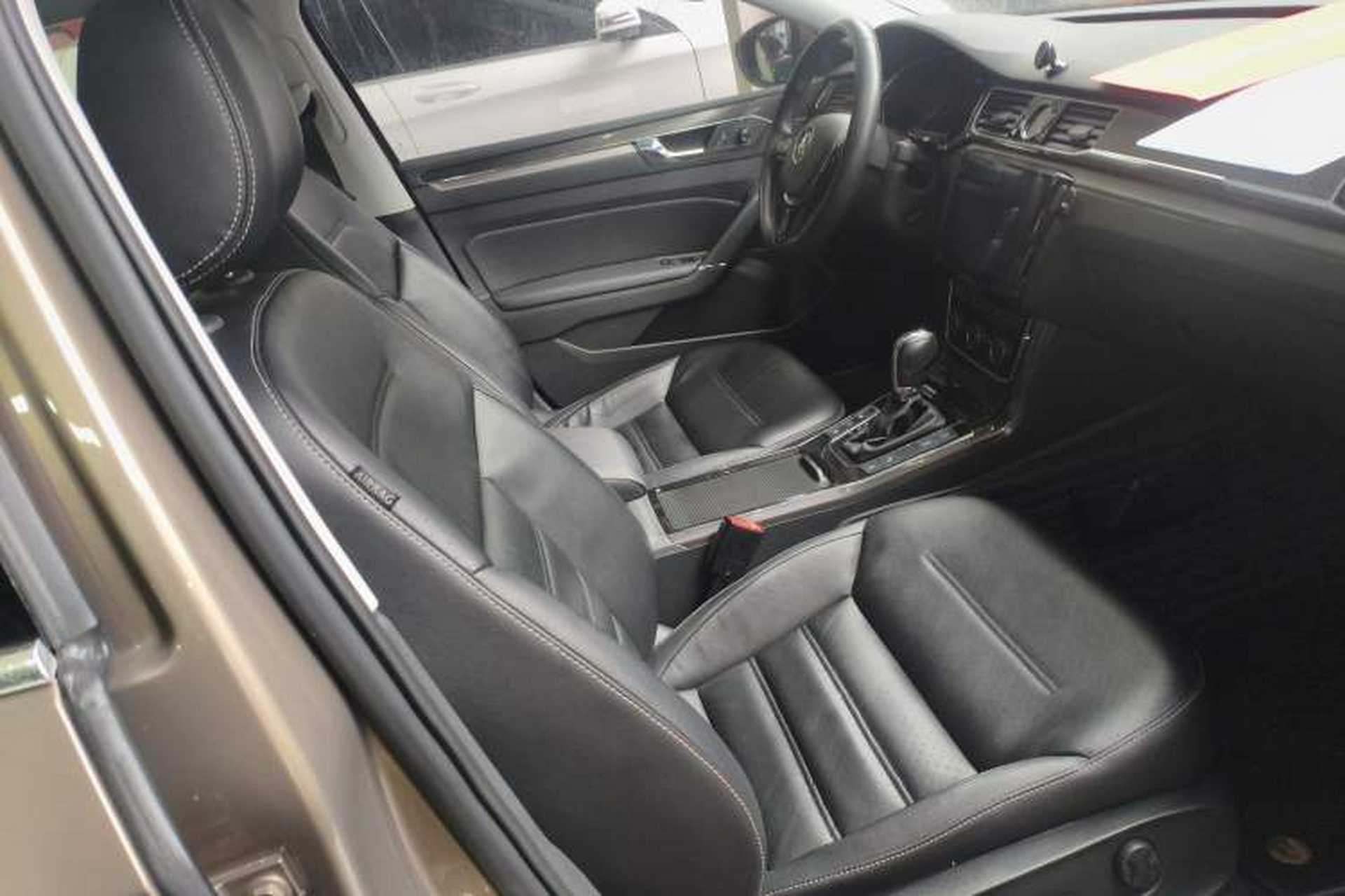 Used Volkswagen Passat 2017 330TSI DSG Prestige Edition Right Front Seat