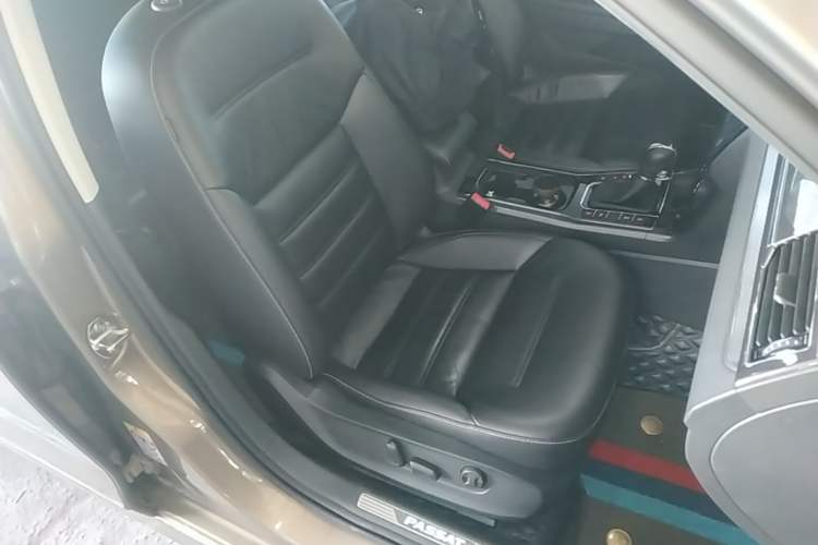 Used Volkswagen Passat 2017 330TSI DSG Prestige Edition Right Front Seat