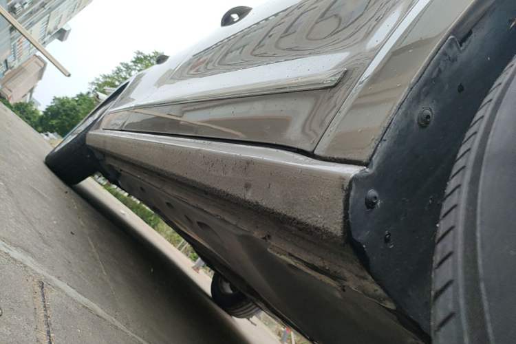 Used Volkswagen Passat 2017 280TSI DSG Luxury Edition Right Side Sill