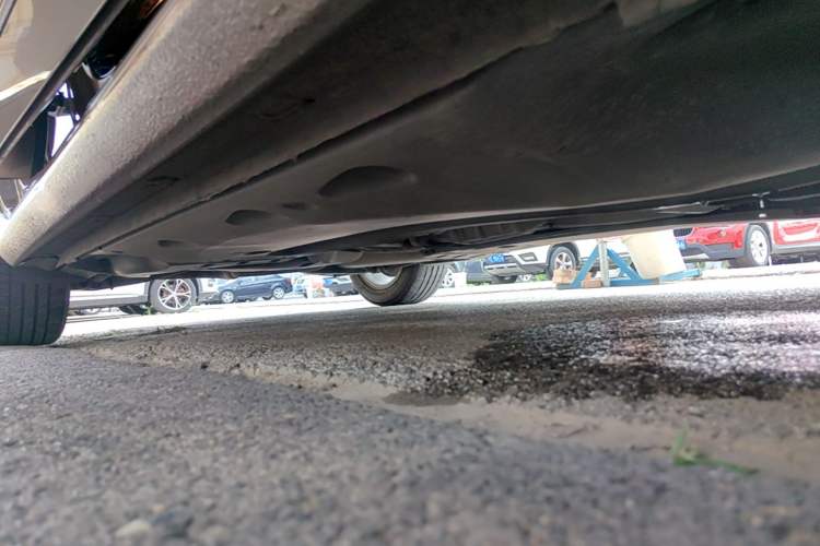 Used Volkswagen Passat 2017 330TSI DSG Luxury Edition Right Side Sill
