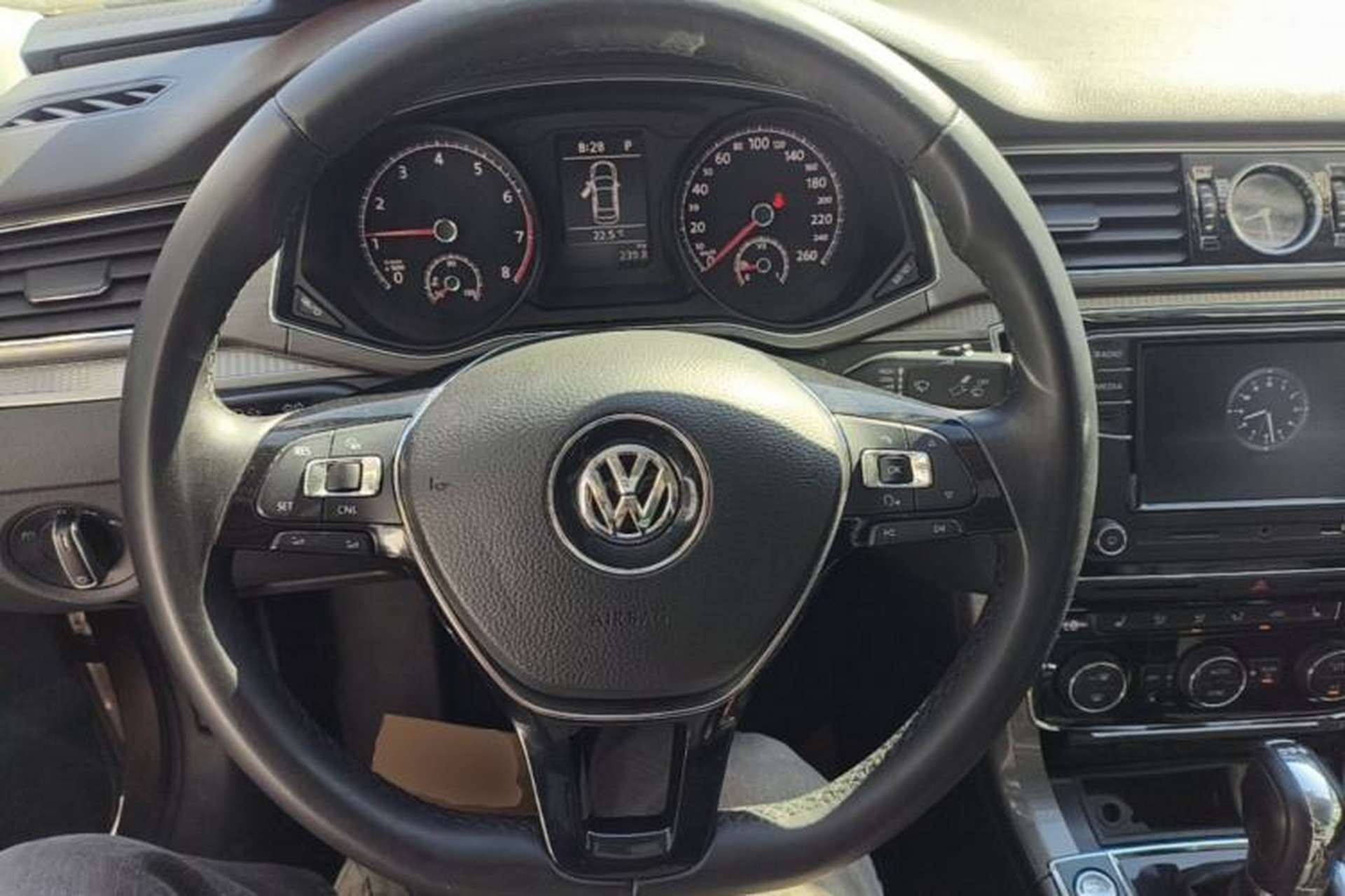 Used Volkswagen Passat 2017 330TSI DSG Luxury Edition Steering Wheel