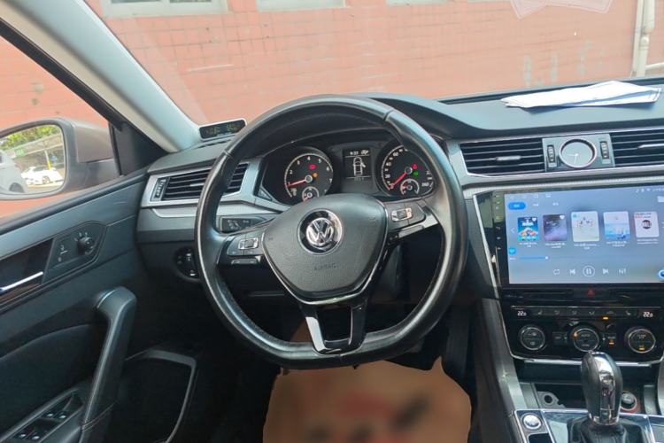 Used Volkswagen Passat 2017 330TSI DSG Luxury Edition Steering Wheel