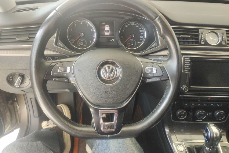 Used Volkswagen Passat 2017 330TSI DSG Prestige Edition Steering Wheel