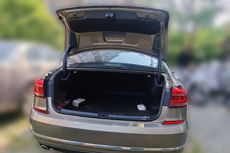 Used Volkswagen Passat 2017 330TSI DSG Prestige Edition Trunk