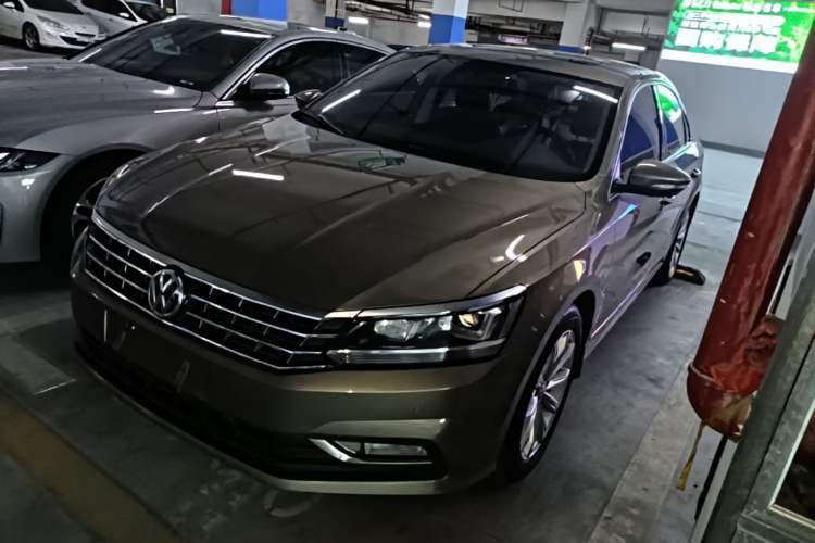 Used Volkswagen Passat 2017 330TSI DSG Luxury Edition Guazi used car, China used car export, Used car for sale, Used cars, Cheapest cars for sale