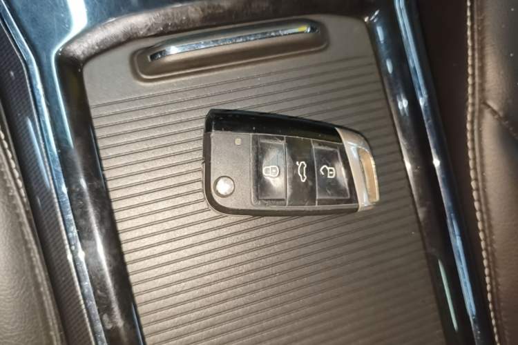 Used Volkswagen Passat 2017 330TSI DSG Prestige Edition Vehicle Key