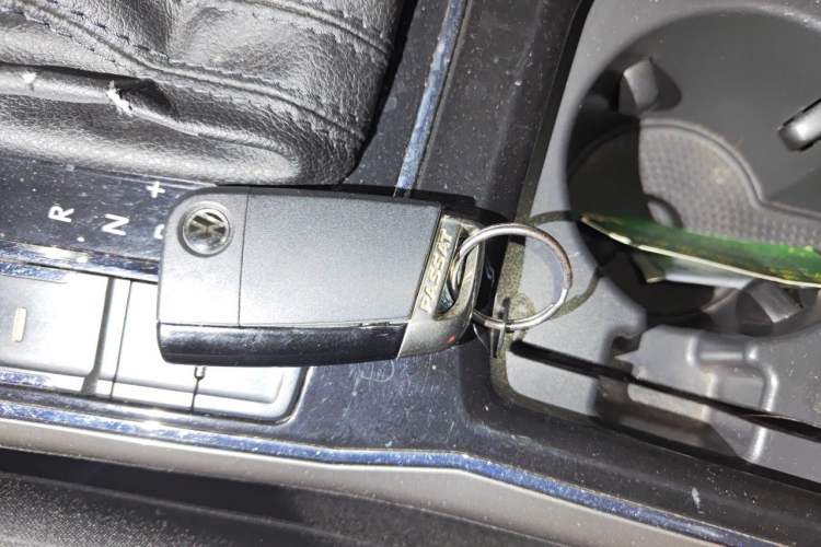 Used Volkswagen Passat 2017 330TSI DSG Luxury Edition Vehicle Key