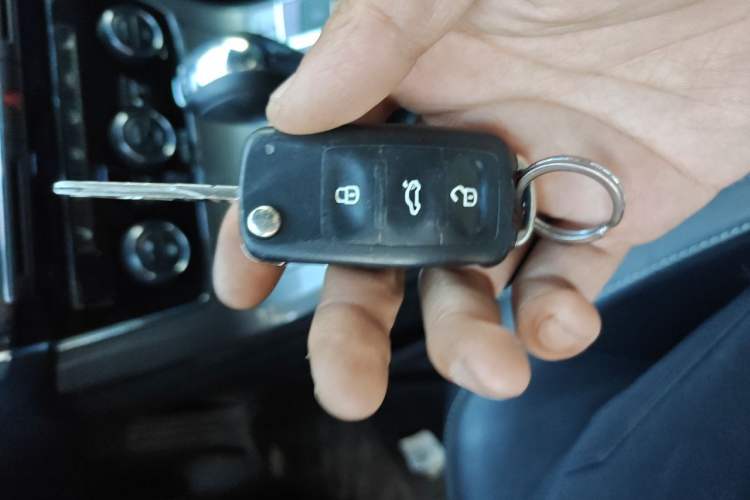 Used Volkswagen Passat 2017 330TSI DSG Luxury Edition Vehicle Key
