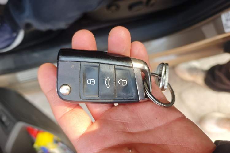 Used Volkswagen Passat 2017 330TSI DSG Luxury Edition Vehicle Key
