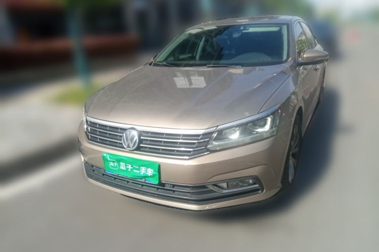 Used Volkswagen Passat 2017 280TSI DSG Luxury Edition Guazi used car, China used car export, Used car for sale, Used  cars, Cheapest cars for sale