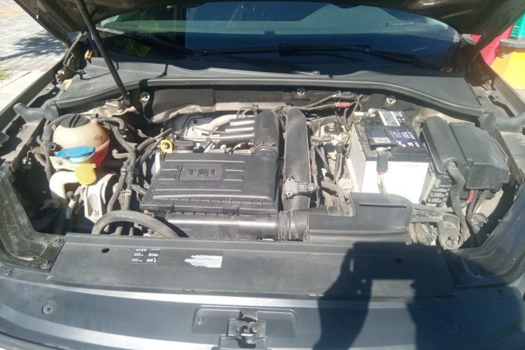 Used Volkswagen Passat 2017 280TSI DSG Luxury Edition Engine Bay
