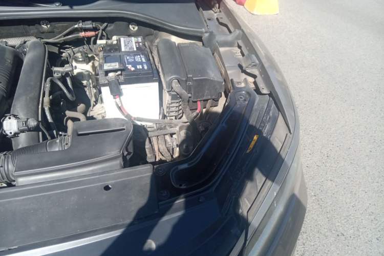 Used Volkswagen Passat 2017 280TSI DSG Luxury Edition Engine Bay Left